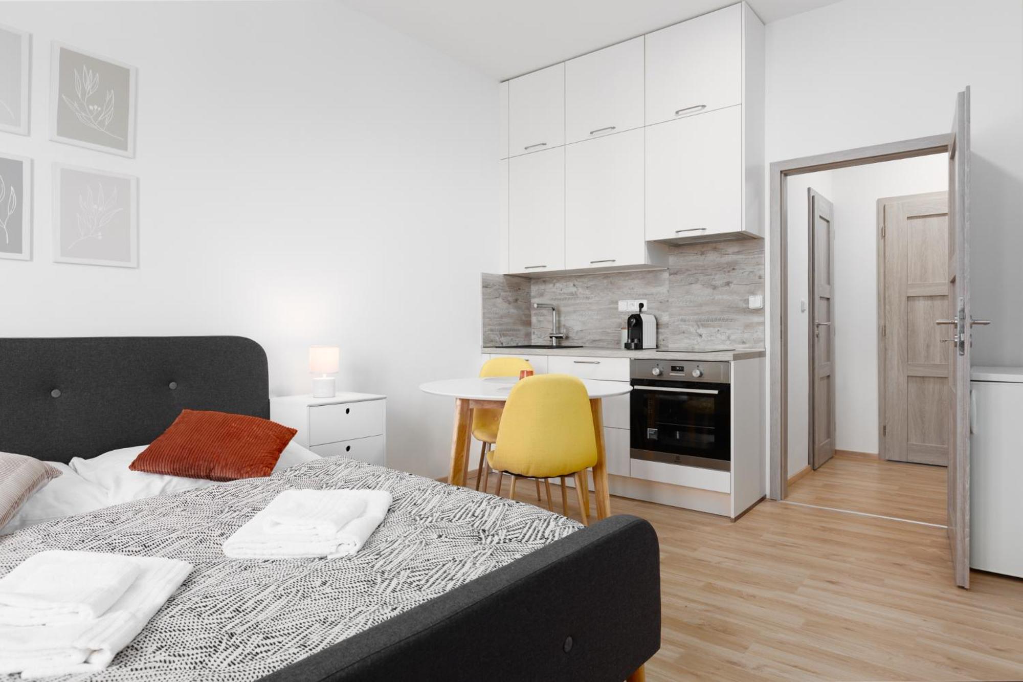Quiet With Kitchen Near The Metro Apartamento *